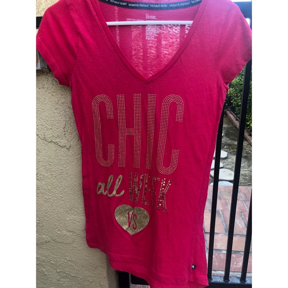 Victoria’s Secret Pink T-shirt